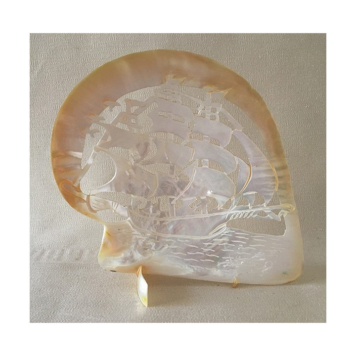 Huître Perlière Sculptée Voilier 15/20cm lot de 1