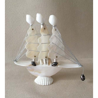 Boat 3 Nacré Sails 12.5x12cm by 6