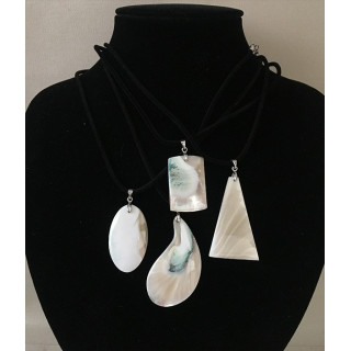 Turbo Marmoratus pendant lot of 6