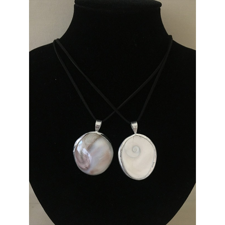 "Gem De Mer" pendant 3.5cm lot of 3