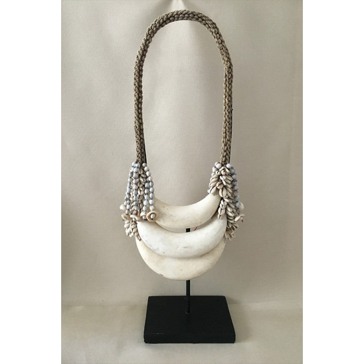 Collier Ethnique Papouasie sur Socle lot de 1