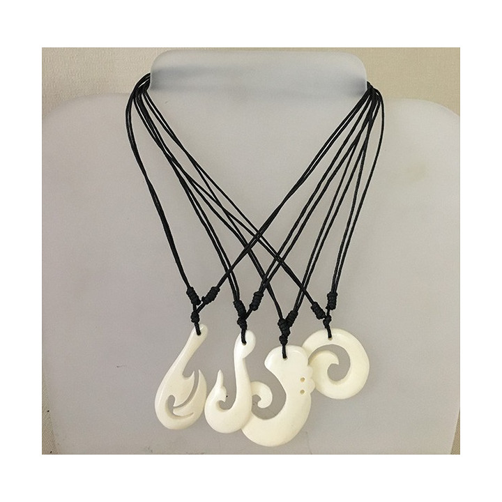 Pendentif Os tribal sur Cordon Noir lot de 12