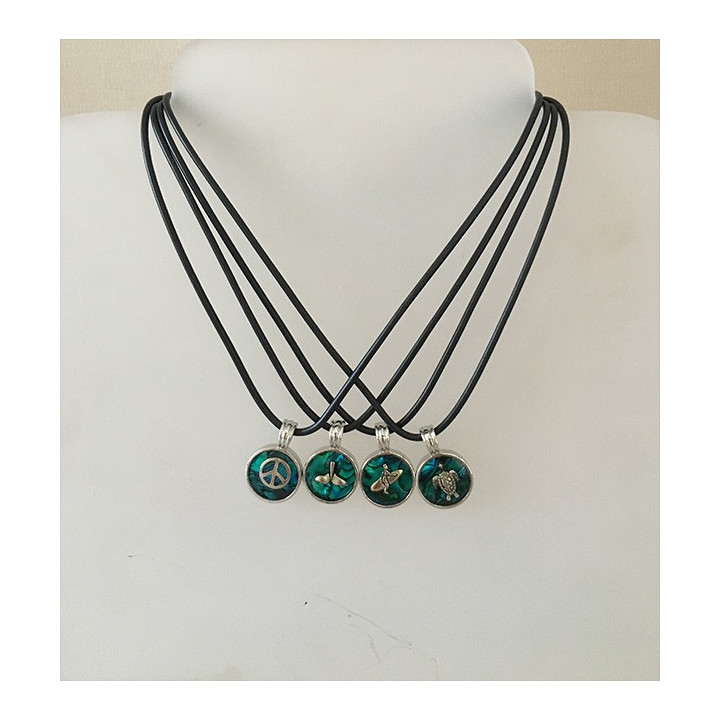Pendentif abalone modèles assortis sur cordon par 24