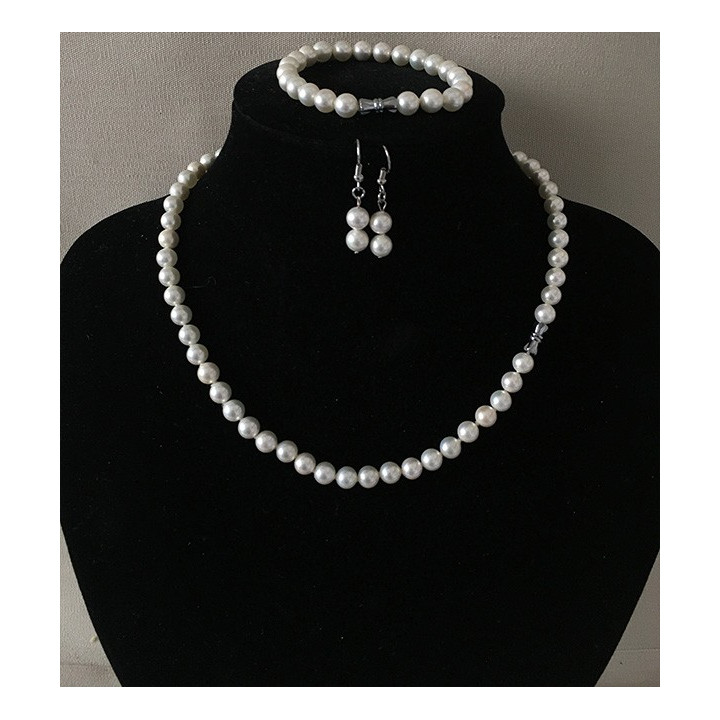 Parure collier, bracelet, boucles d'oreilles perles 9mm par 3