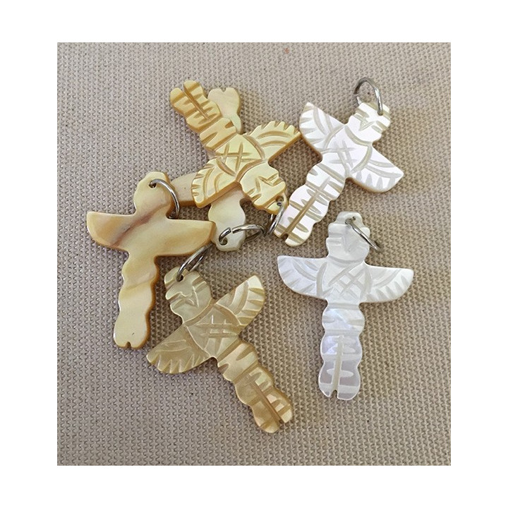 Nacre Totem pendant lot of 12