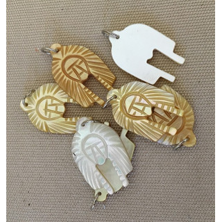 Pendant Nacre Indian Head lot of 12