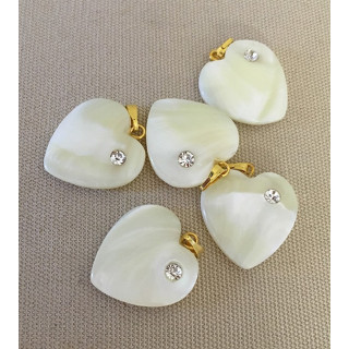 Nacre Trocha Coeur pendant with Strass 20mm Golden Mount lot of 25
