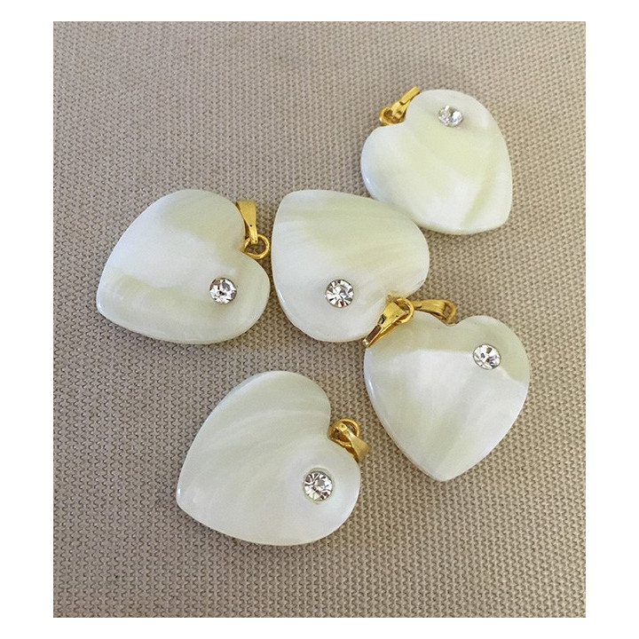 Nacre Trocha Coeur pendant with Strass 20mm Golden Mount lot of 25