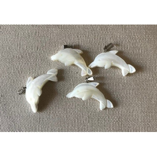 Pendentif nacre dauphin monture argentée par 25