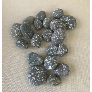 Pebbles speckled by 2kg