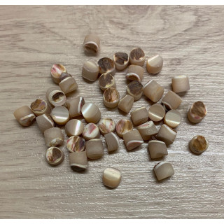 Mini Pastilles de Nacre 7/8mm - 2mm sachet de 100grs par 6