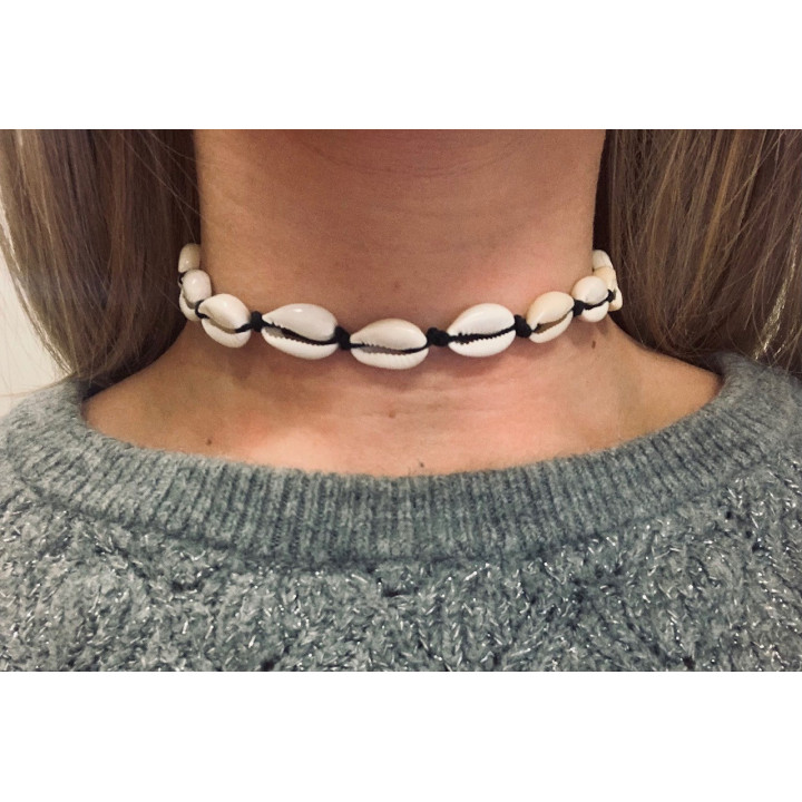 Collier cypraea par 6