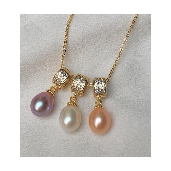 Colliers dorés perle et strass modèles assortis par 3