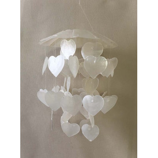 Mobile capiz avec coeurs blancs 30cm par 6