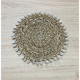 Dessous de plat en raphia naturel et coquillages 20cm par 6