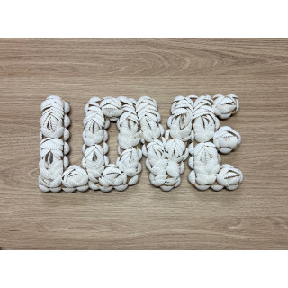 Suspension coquillage motif "LOVE" 30cm par 3