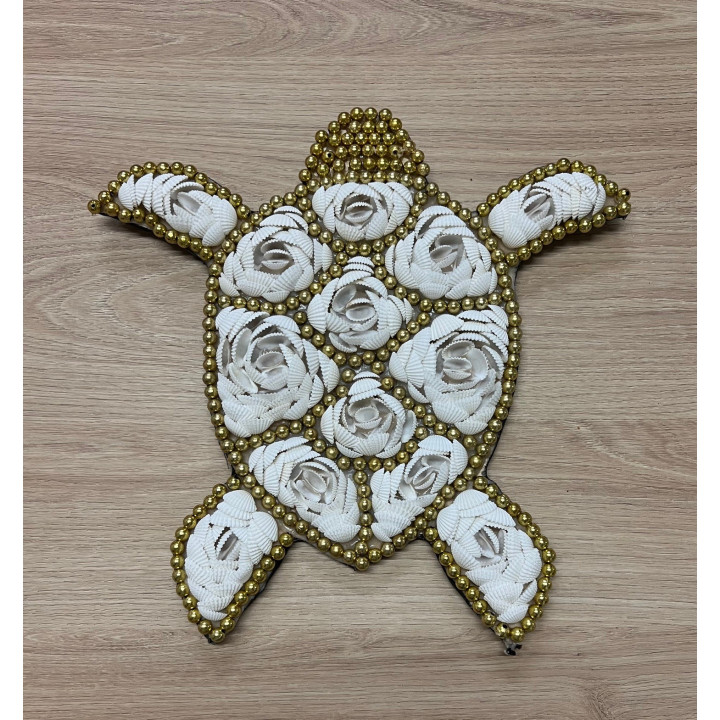 Tortue coquillages et perles dorées 30cm par 3