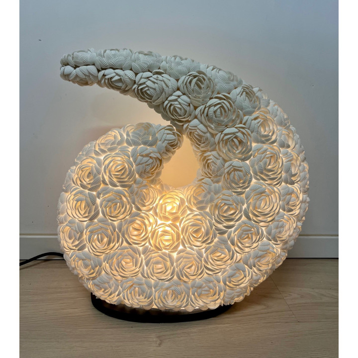 Lampe spirale coquillages blancs 40cm par 1