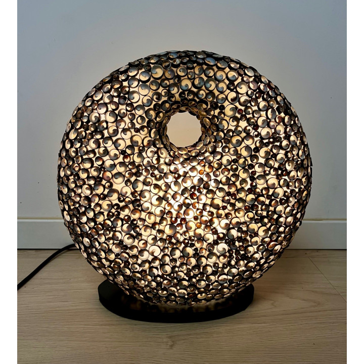 Lamp in Shells with Round Evide 36cm by 1