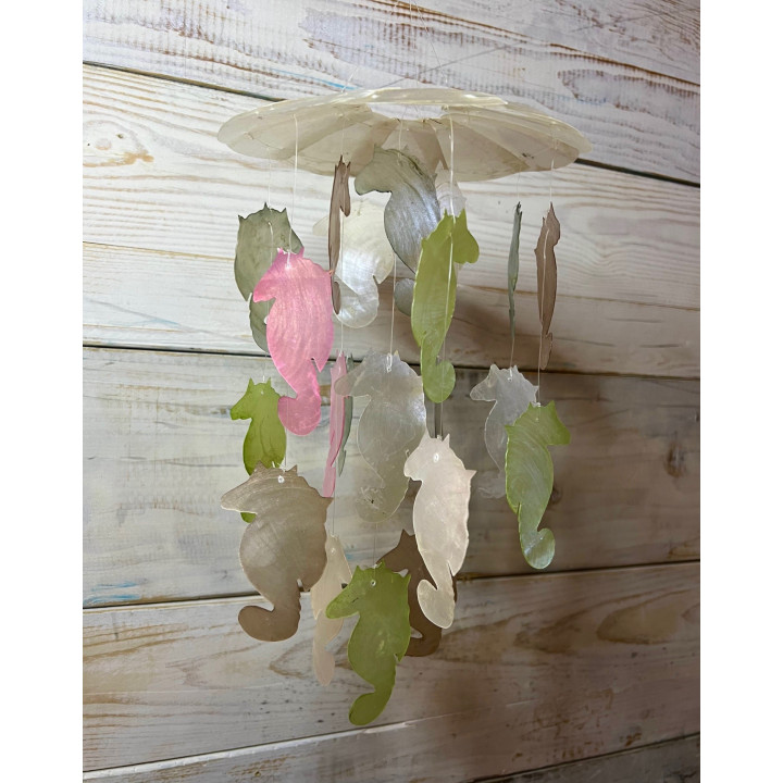 Mobile capiz hippocampes couleurs 35cm par 3