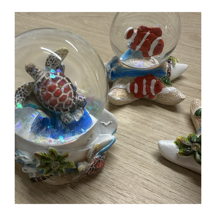 Boule à neige avec paillettes 8cm 3 modèles assortis par 12